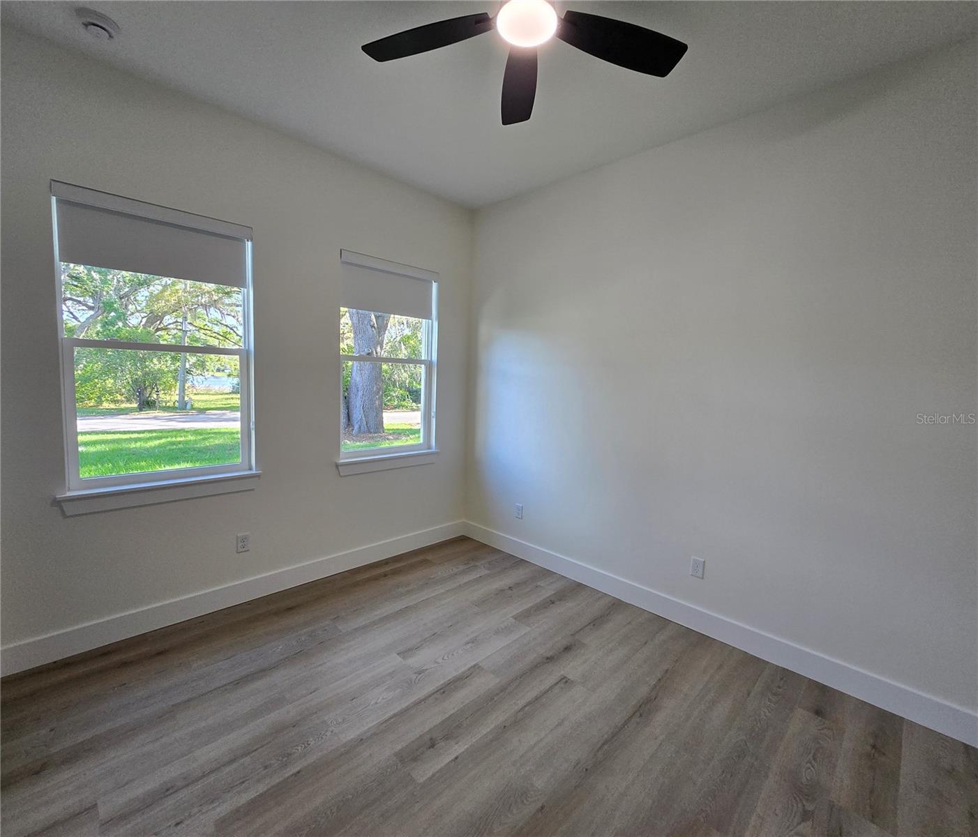 Image 16 of 20 For 106 Lake Drive