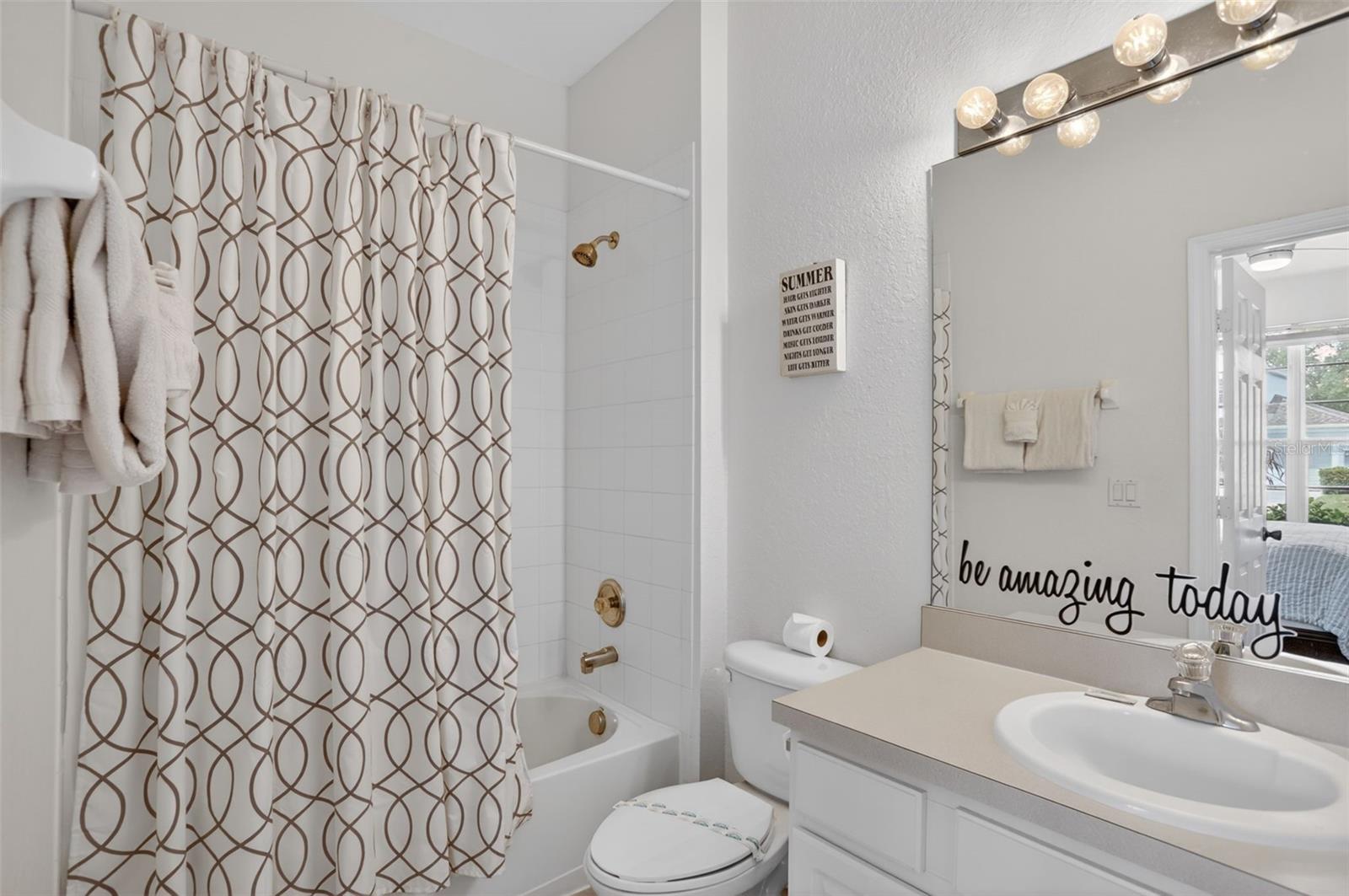 Image 18 of 68 For 7714 Comrow Street