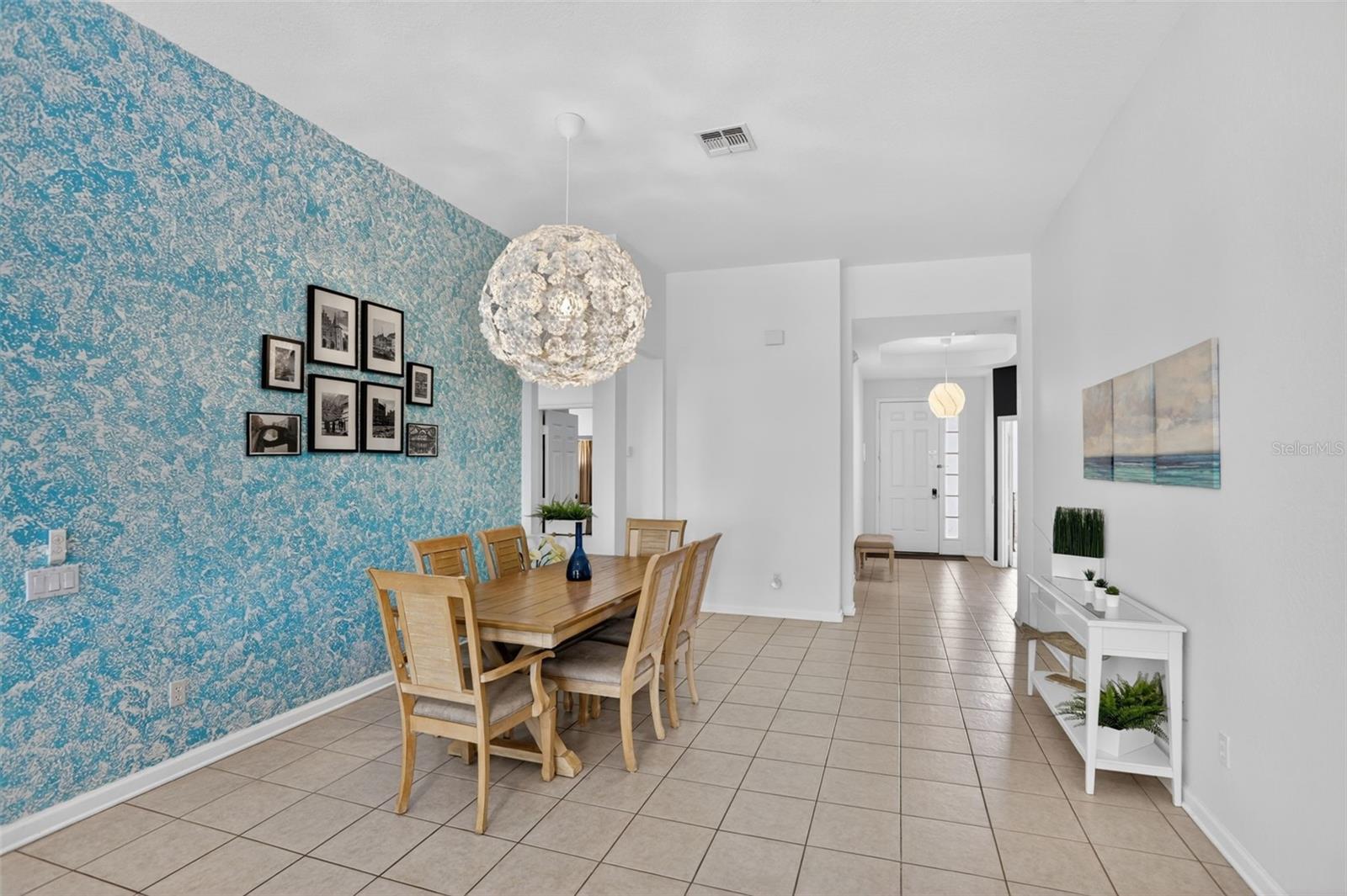 Image 4 of 68 For 7714 Comrow Street