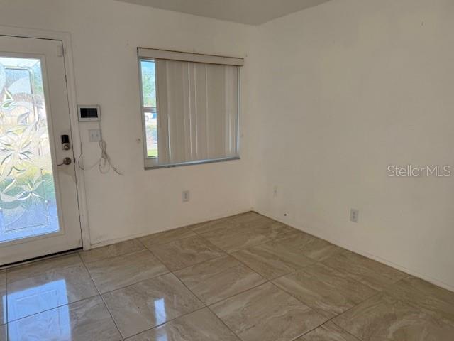 Image 4 of 14 For 206 20th St S