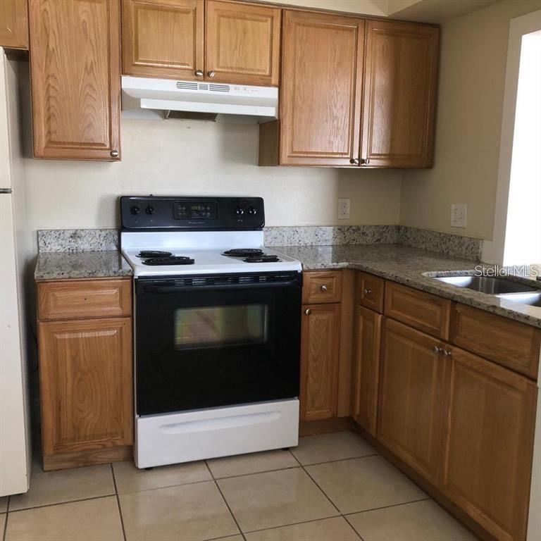 Image 4 of 7 For 2839 8 Iron Drive 2841