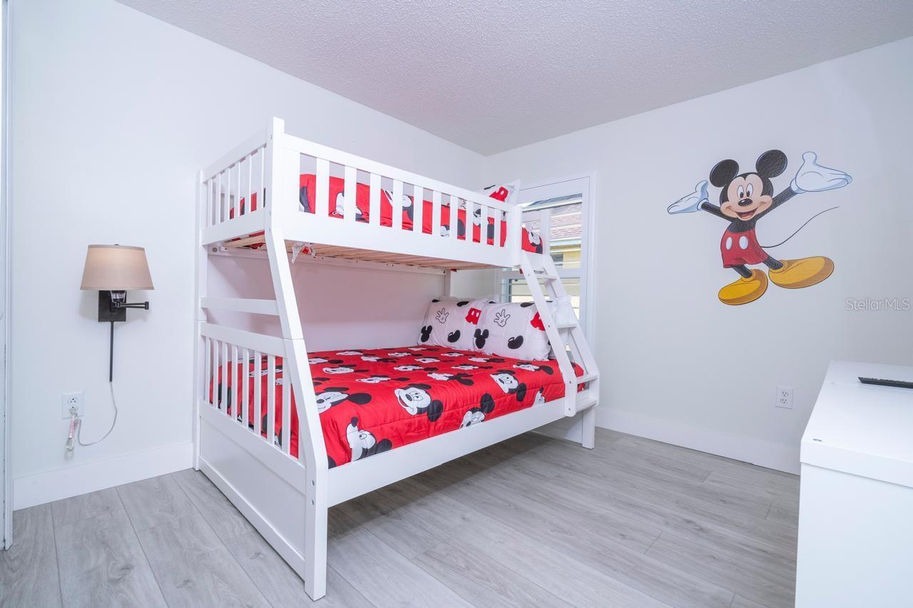 Image 12 of 23 For 2673 Emerald Island Boulevard