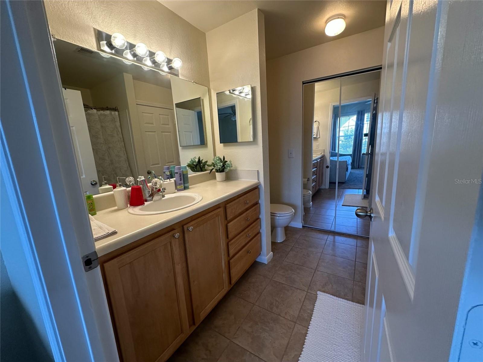 Image 5 of 8 For 9005 Lee Vista Boulevard 1805