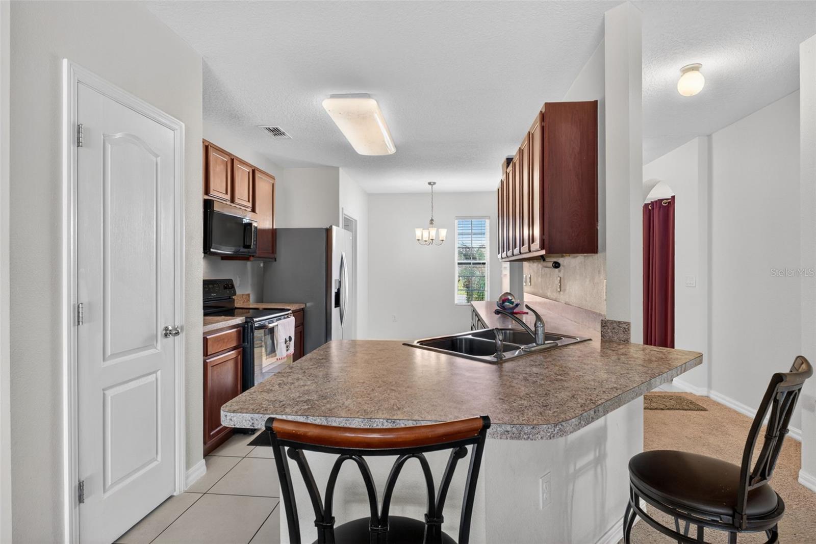 Image 18 of 58 For 561 Lake Cummings Way