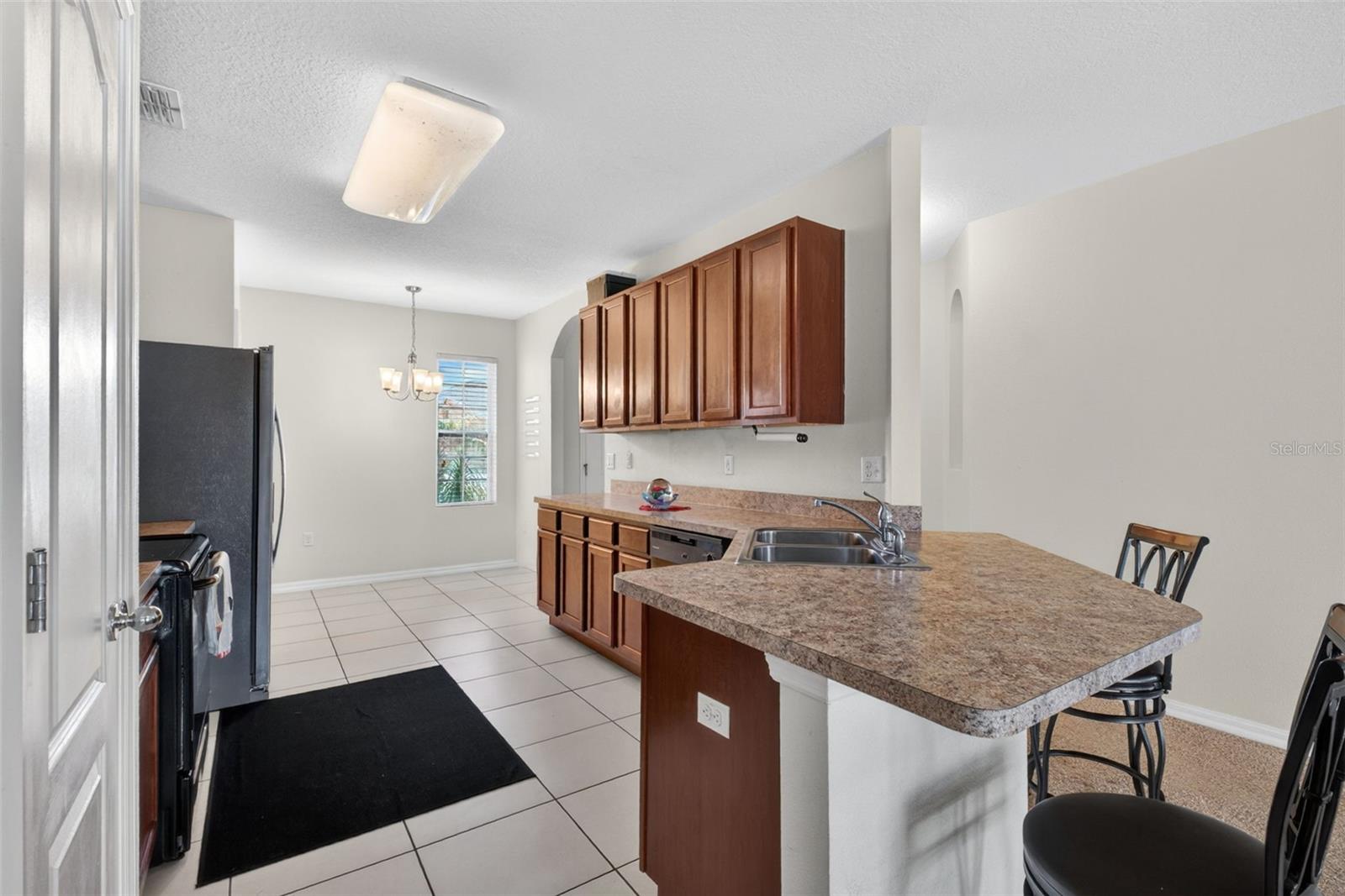 Image 19 of 58 For 561 Lake Cummings Way