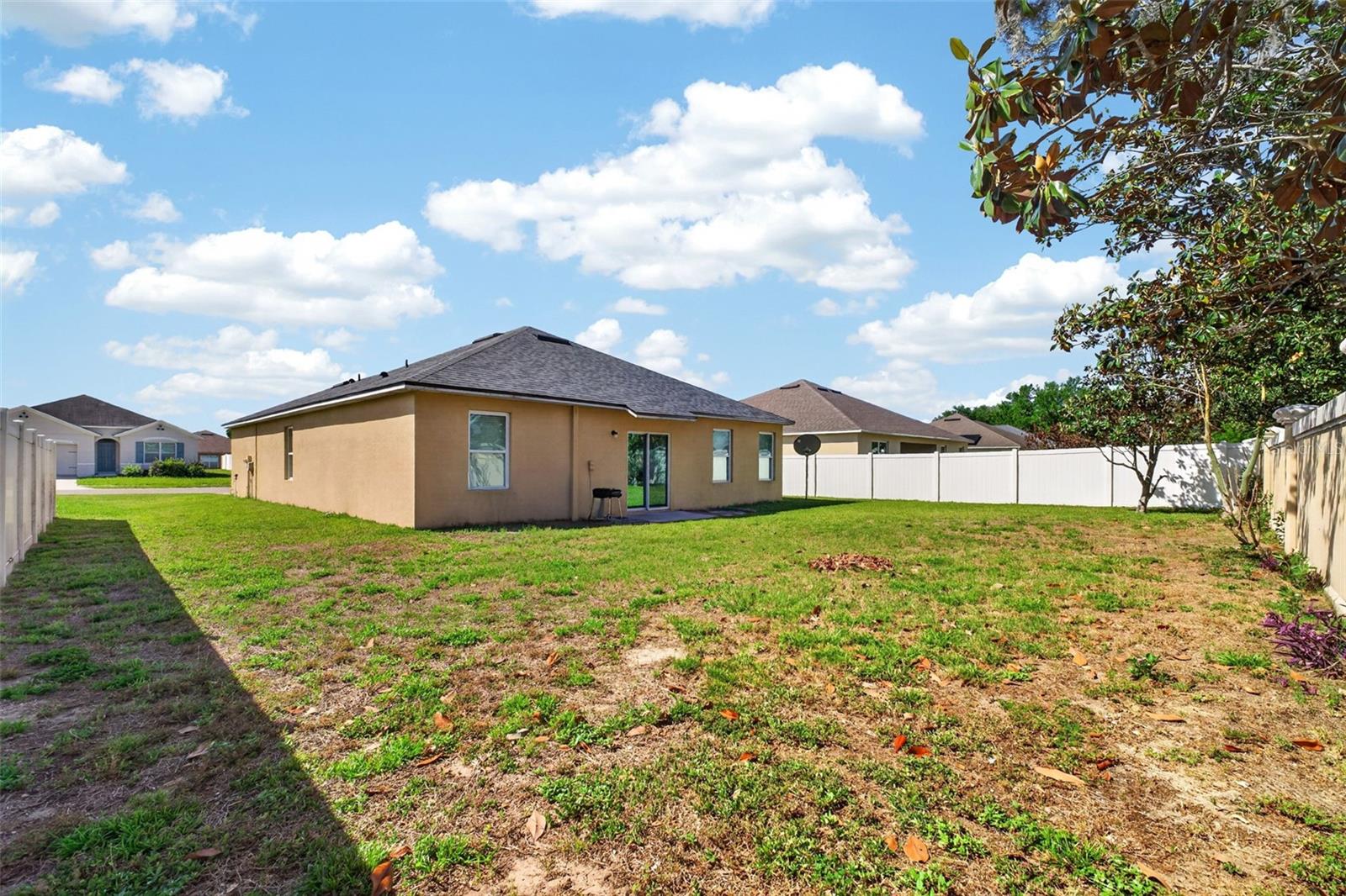 Image 44 of 58 For 561 Lake Cummings Way