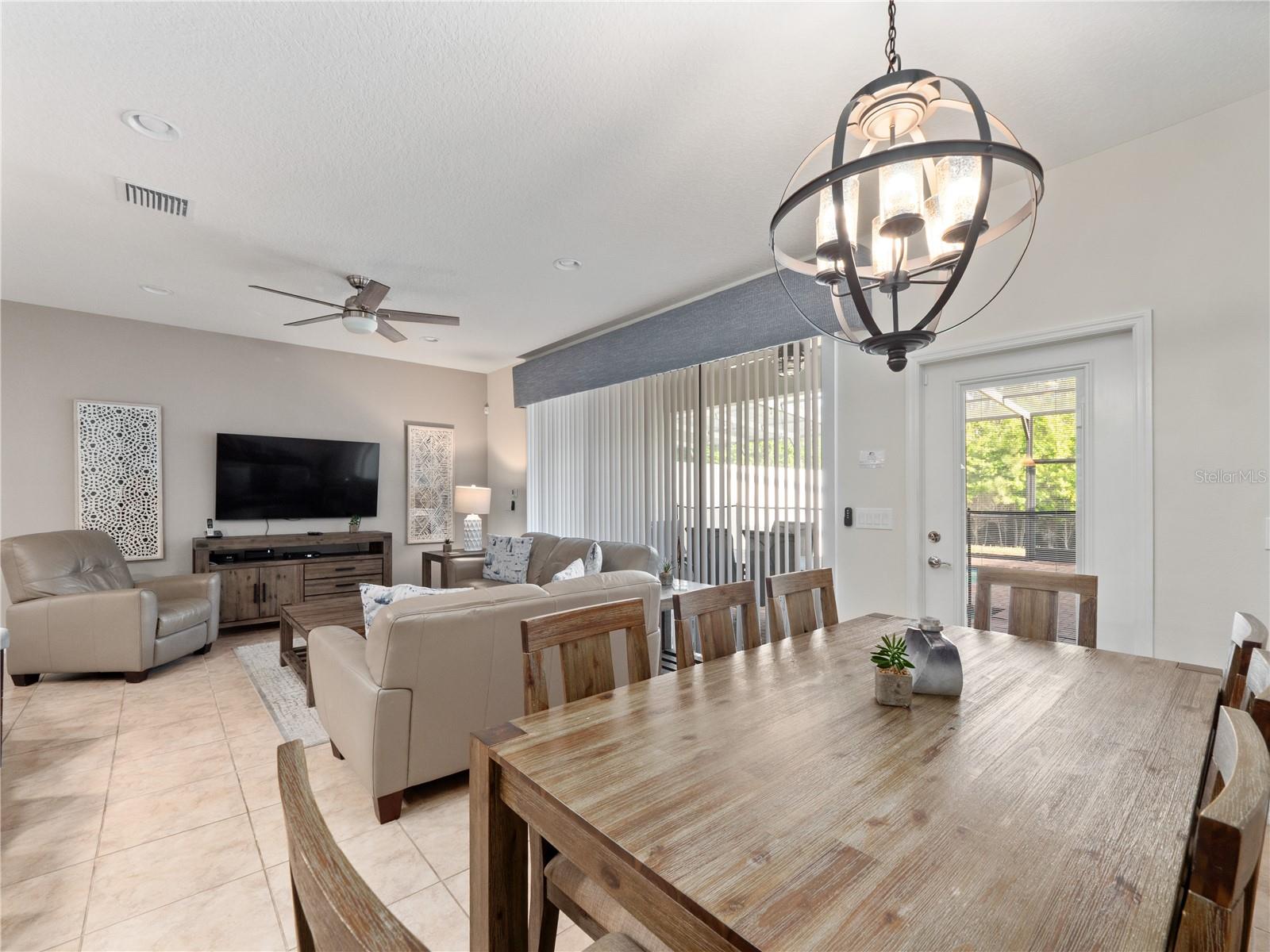Image 11 of 52 For 8867 Geneve Court