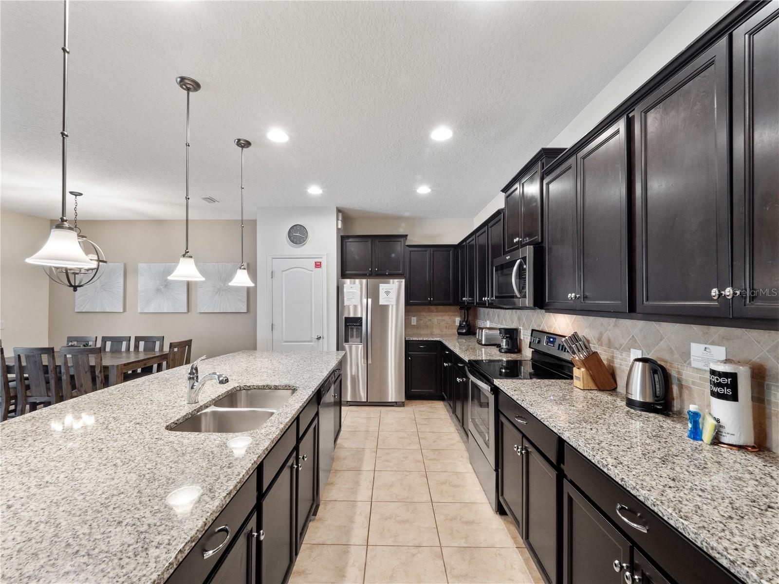 Image 6 of 52 For 8867 Geneve Court