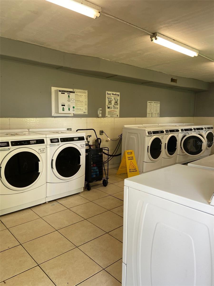 Image 10 of 12 For 925 Oak Ridge Road 925c