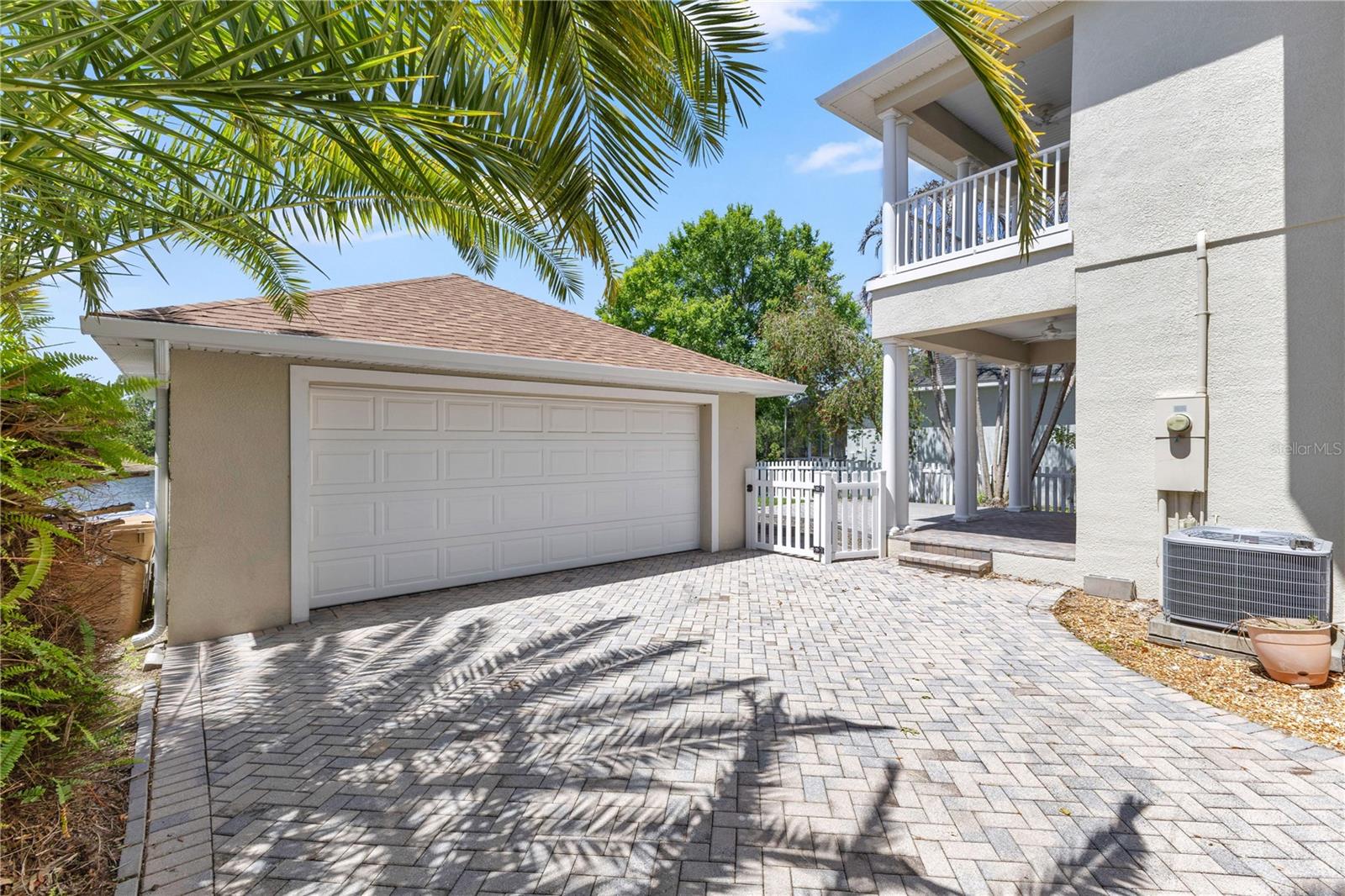 Image 19 of 59 For 3320 Bracken Fern Drive