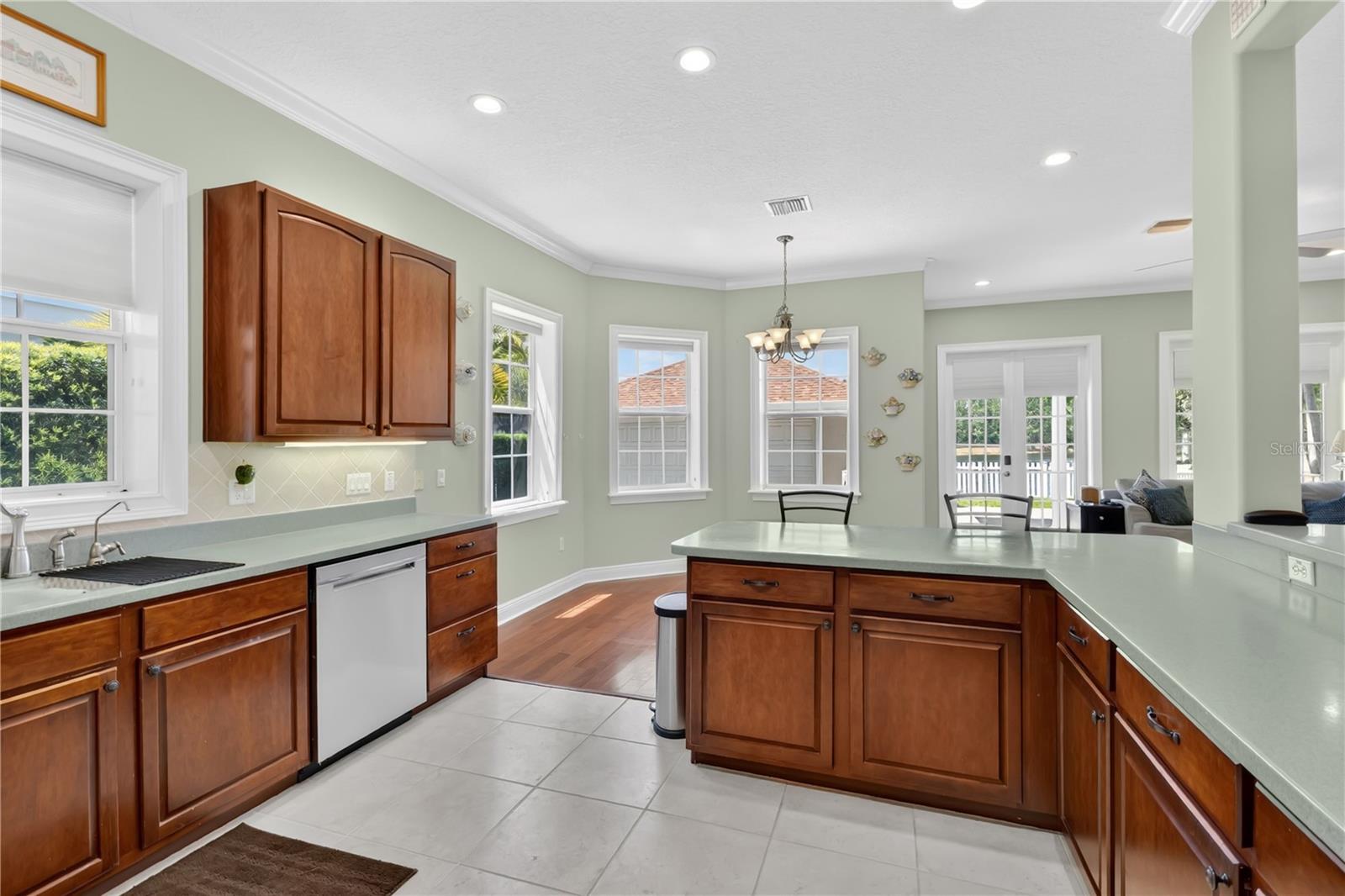 Image 5 of 59 For 3320 Bracken Fern Drive