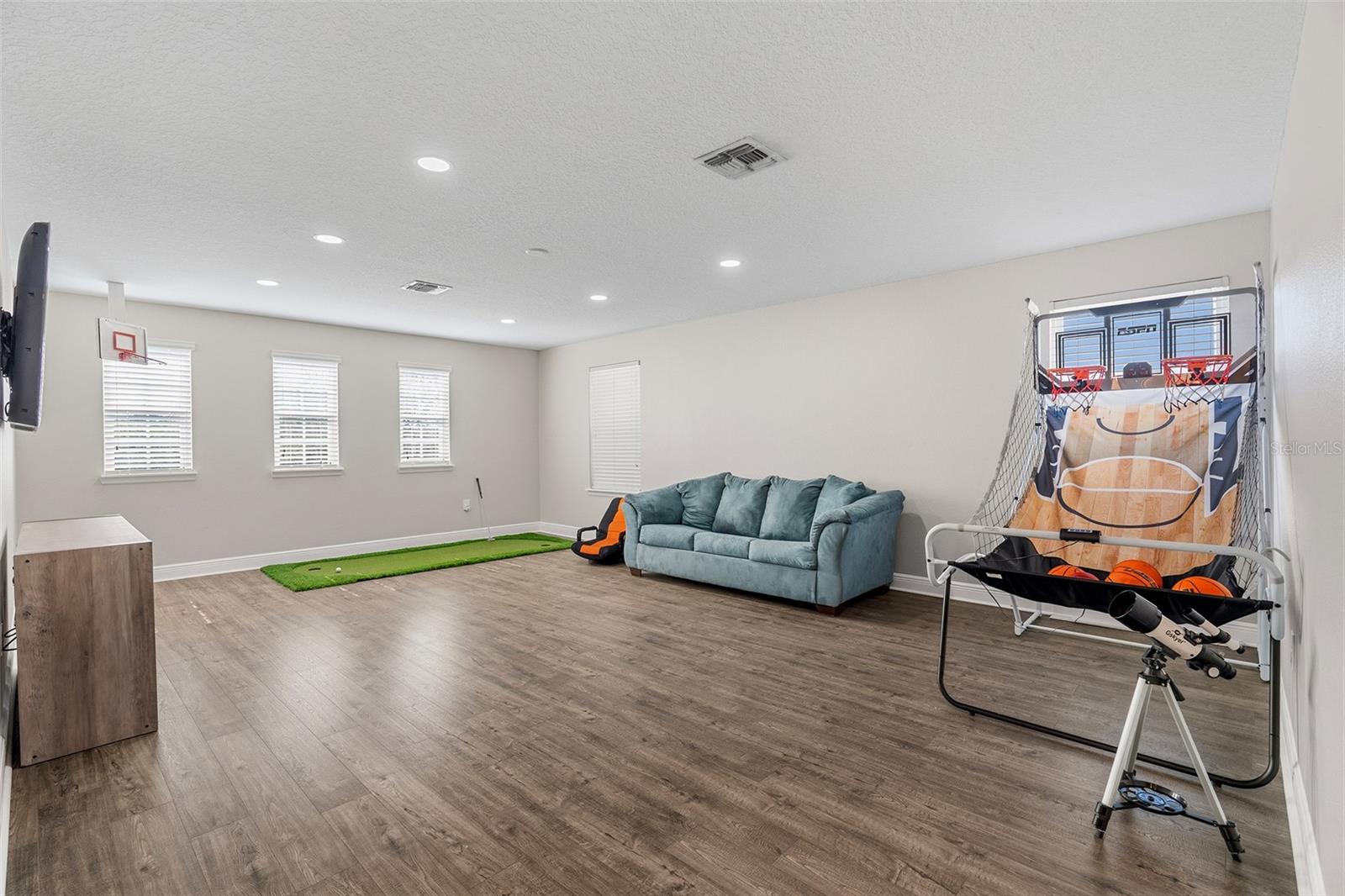 Image 17 of 54 For 3481 Middlebrook Pl