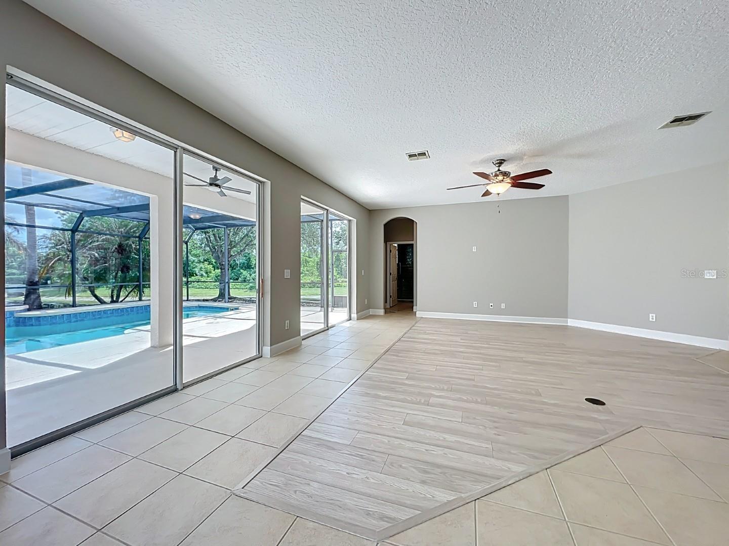 Image 15 of 85 For 3633 Turningwind Lane