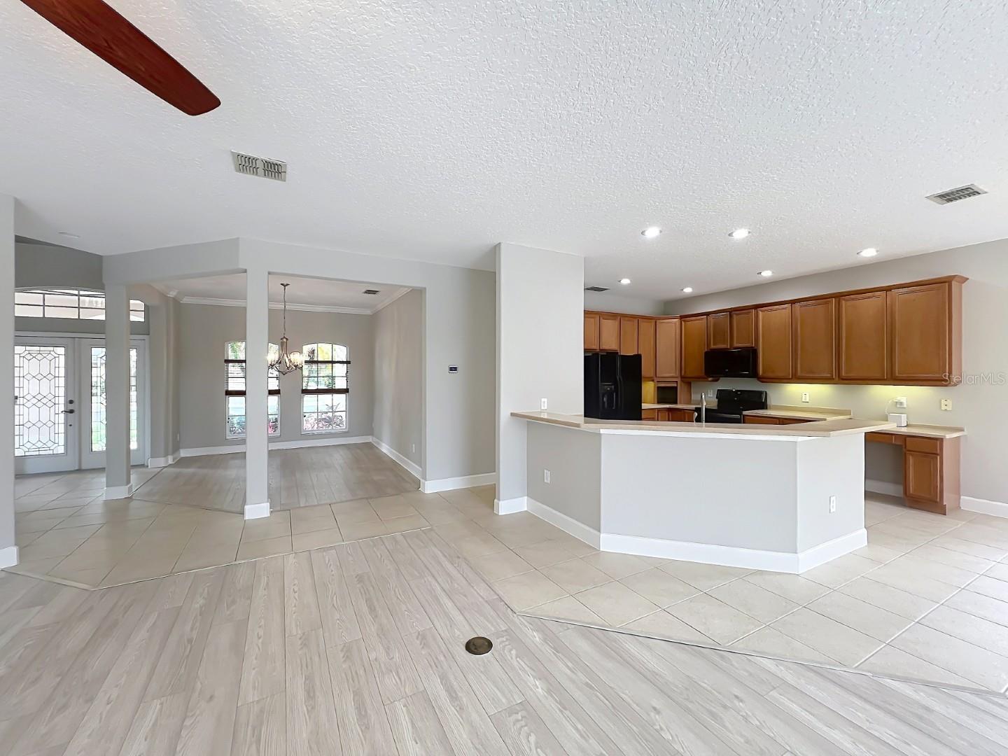 Image 18 of 85 For 3633 Turningwind Lane