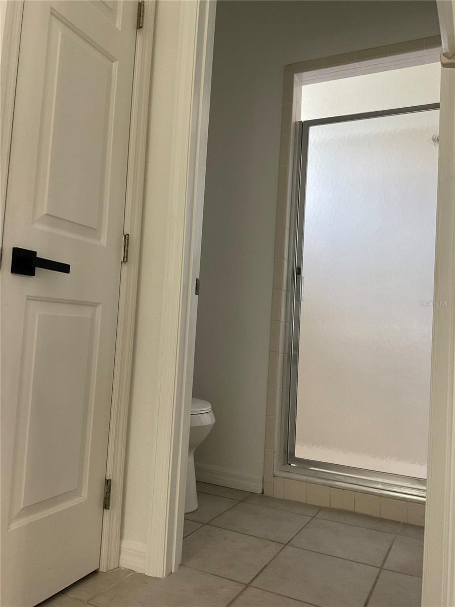 Image 12 of 31 For 132 Golf Aire Blvd