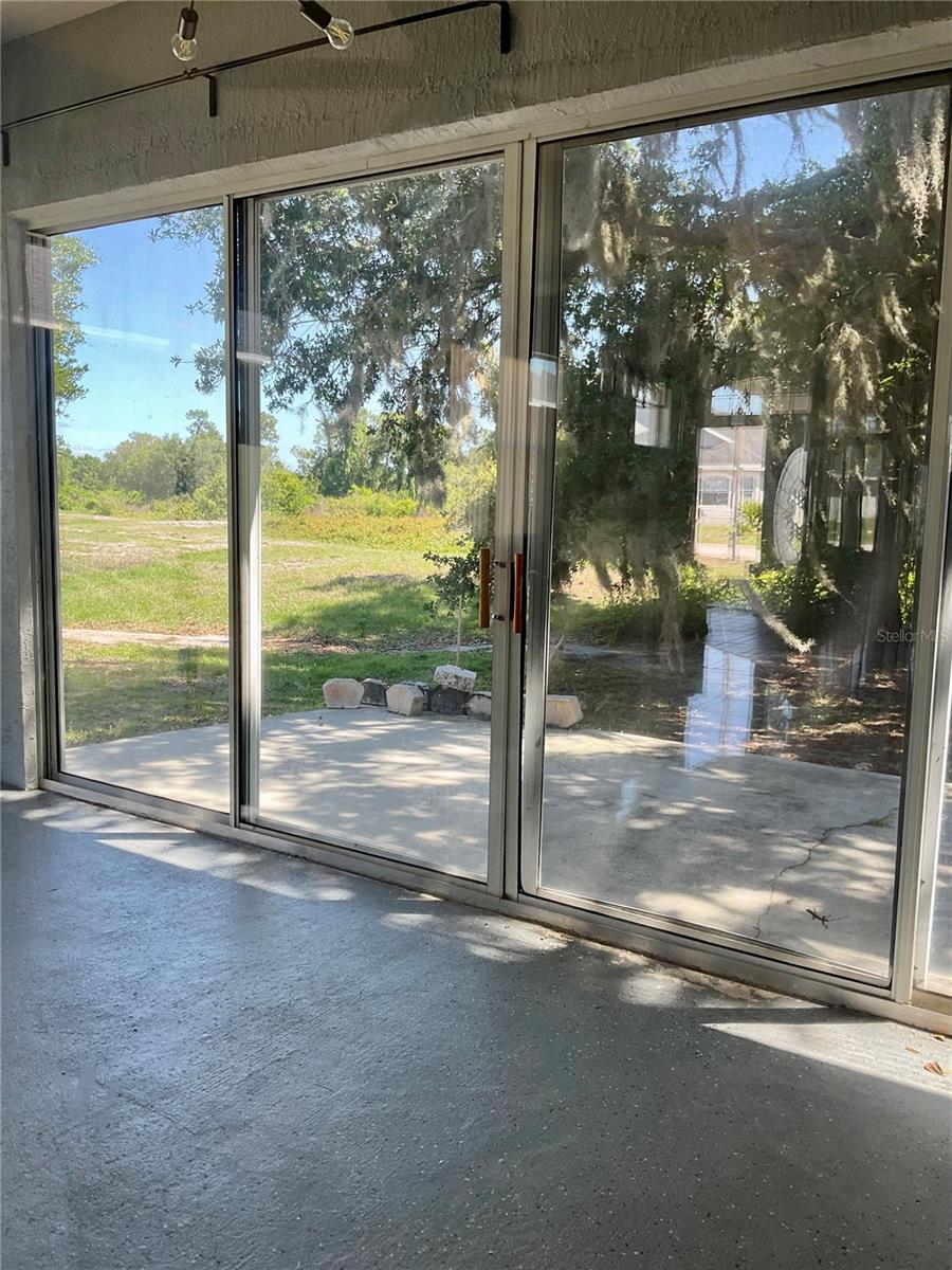 Image 15 of 31 For 132 Golf Aire Blvd