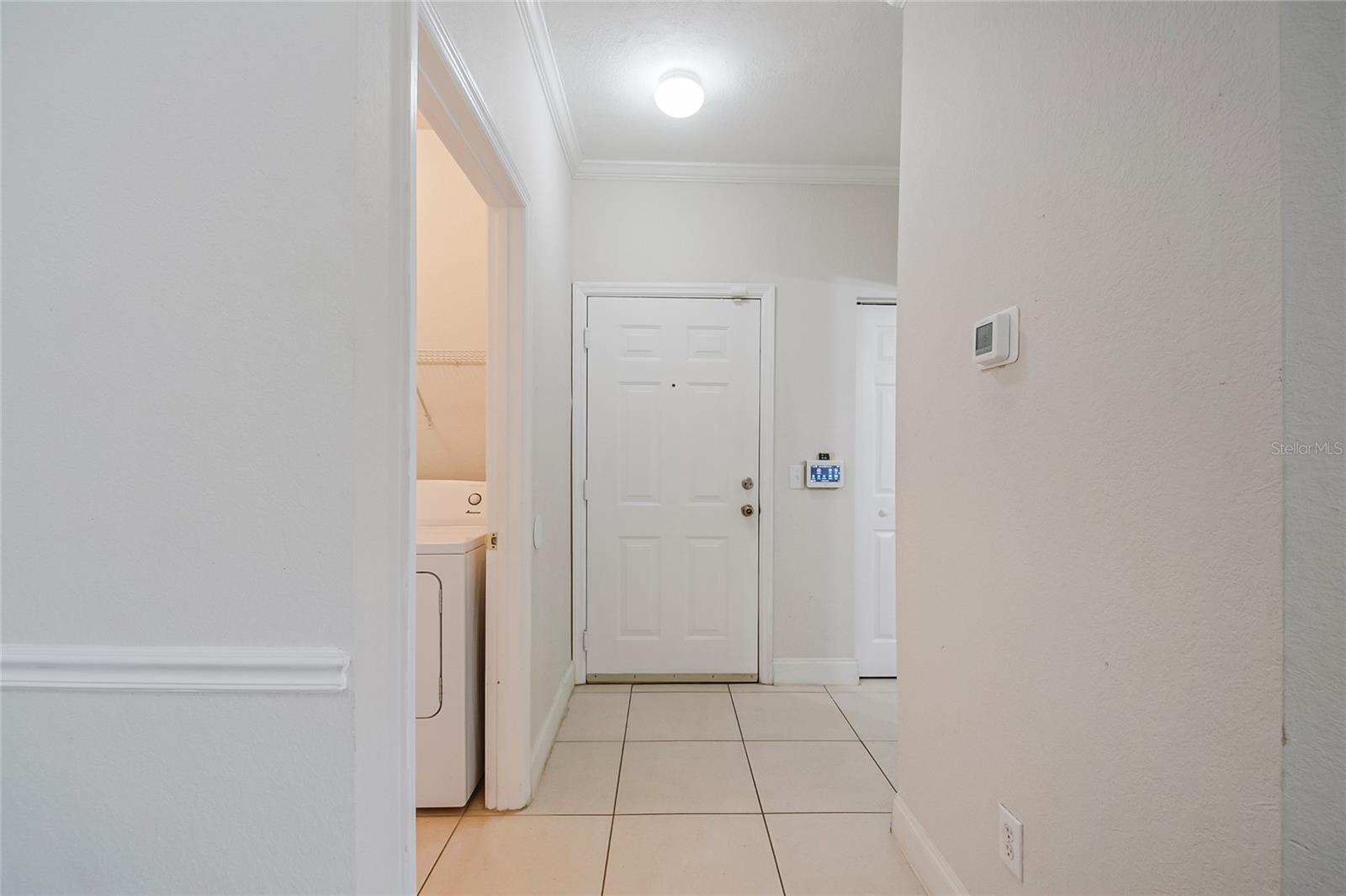 Image 4 of 37 For 3611 Conroy Road 835