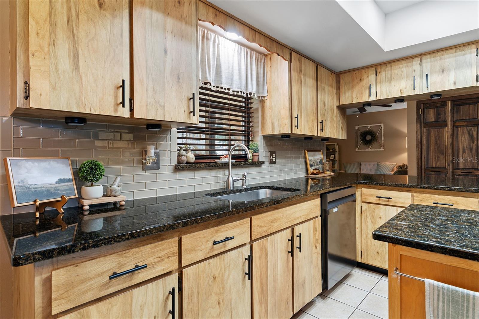 Image 16 of 72 For 610 Cypress Ct