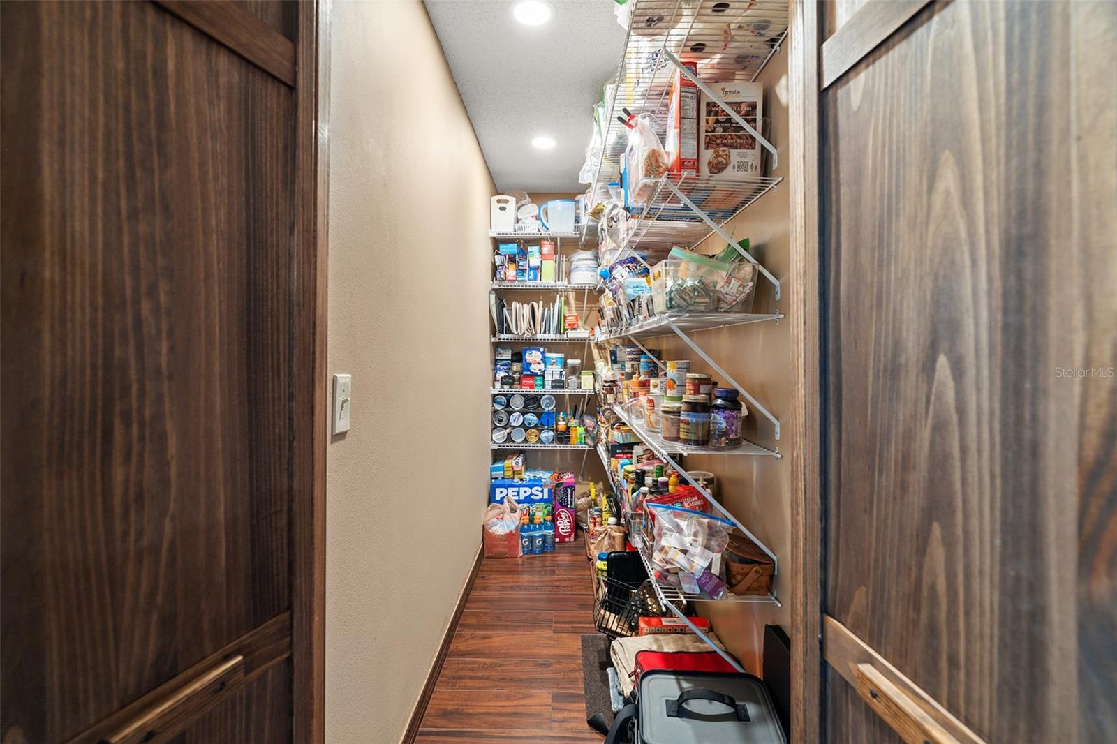 Image 18 of 72 For 610 Cypress Ct