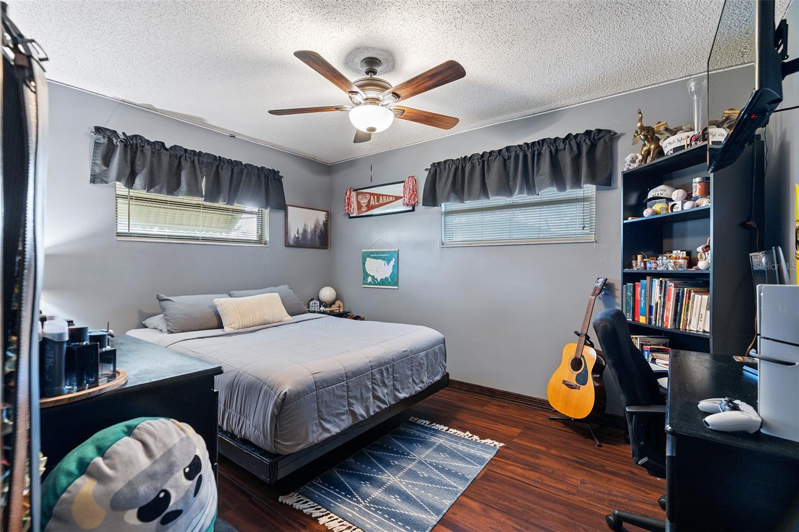 Image 24 of 72 For 610 Cypress Ct