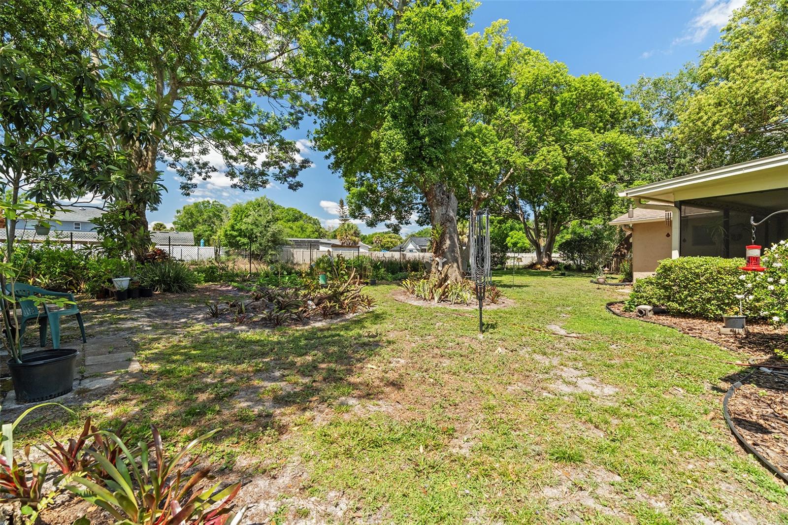 Image 27 of 72 For 610 Cypress Ct