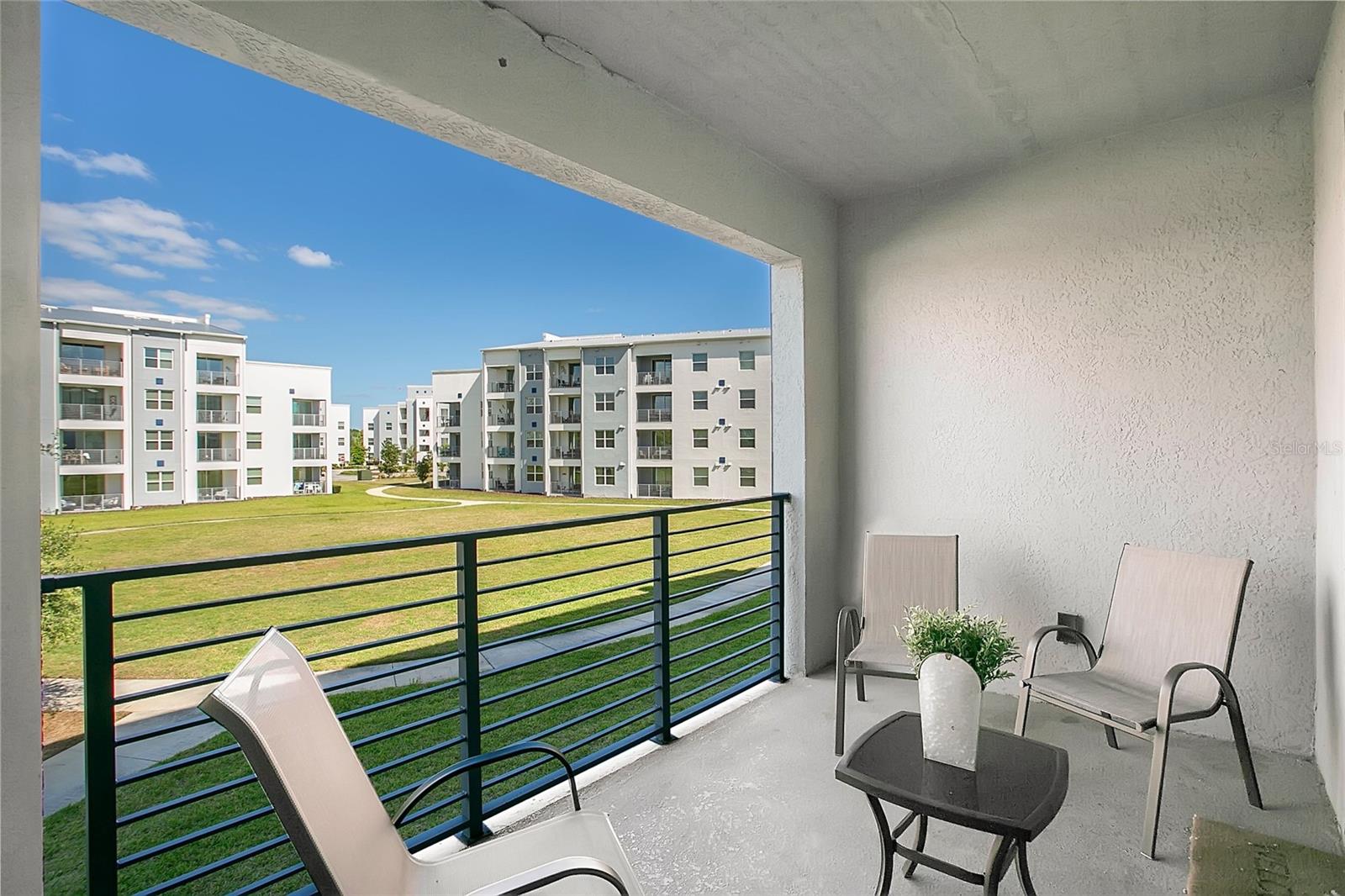 Image 18 of 25 For 3120 Paradox Circle 204