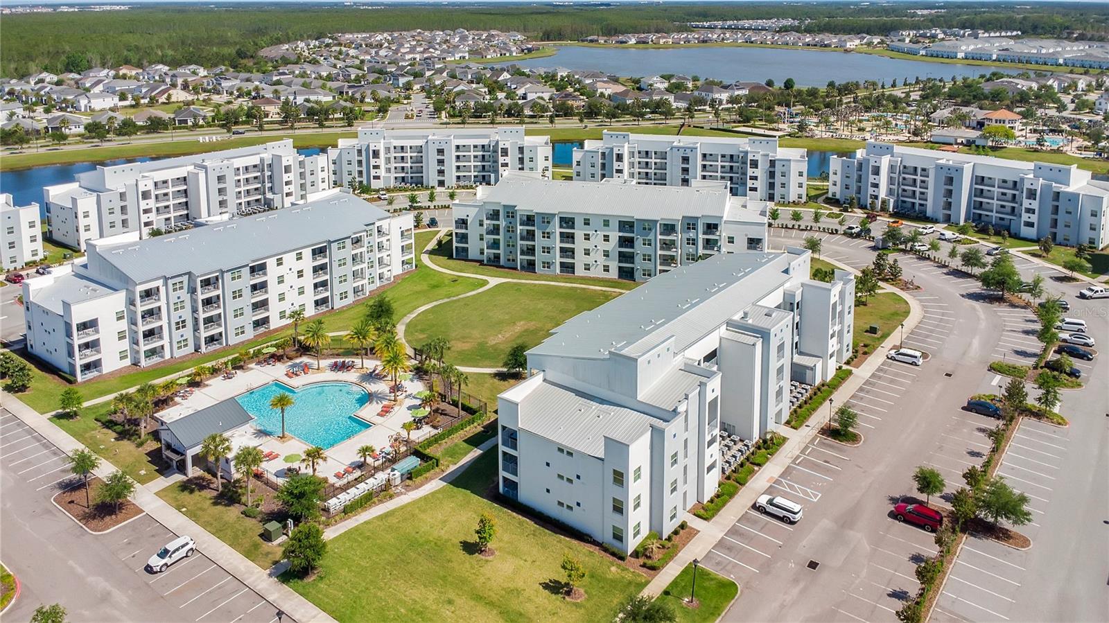 Image 21 of 25 For 3120 Paradox Circle 204