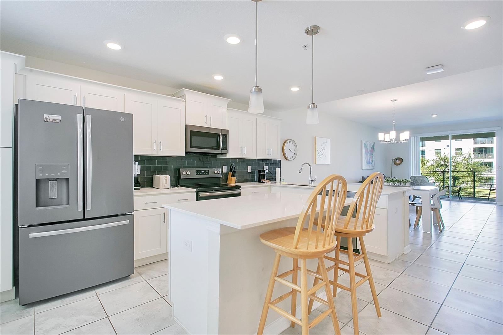 Image 6 of 25 For 3120 Paradox Circle 204