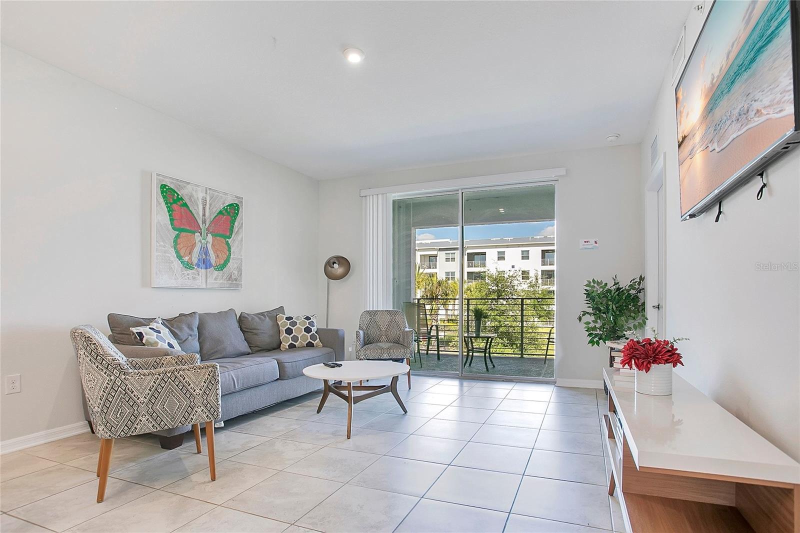 Image 7 of 25 For 3120 Paradox Circle 204