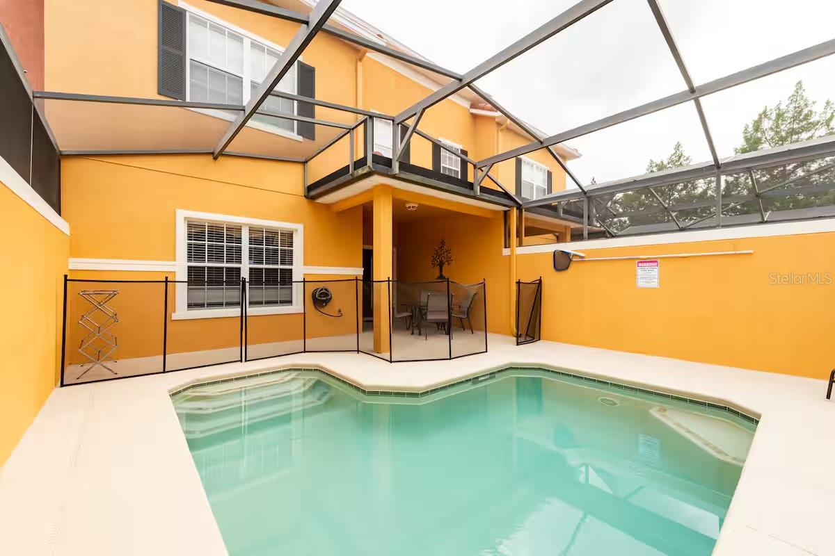 Image 2 of 23 For 8977 Coco Palm Road