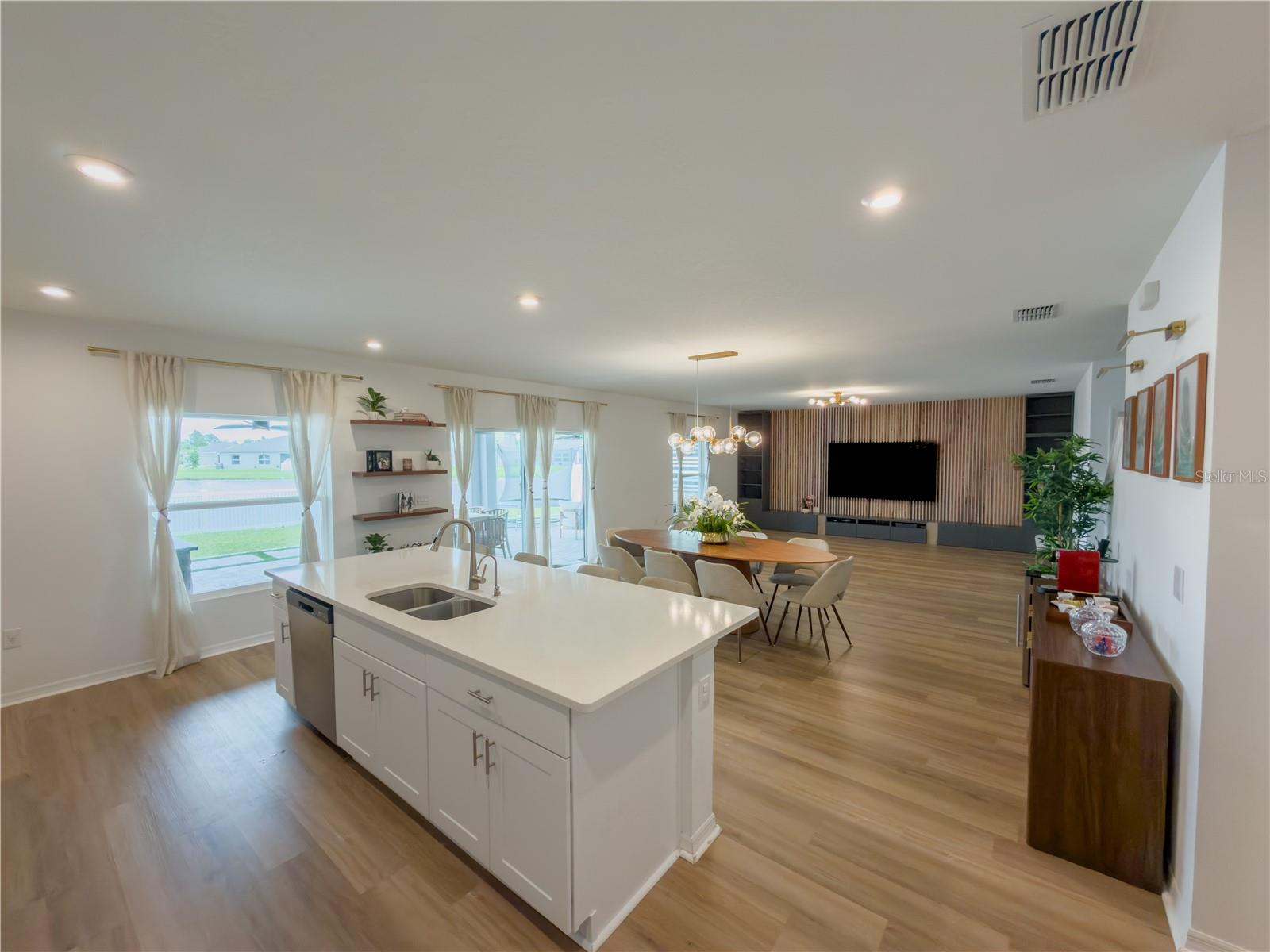 Image 16 of 75 For 374 Pine Tree Bridge Trail