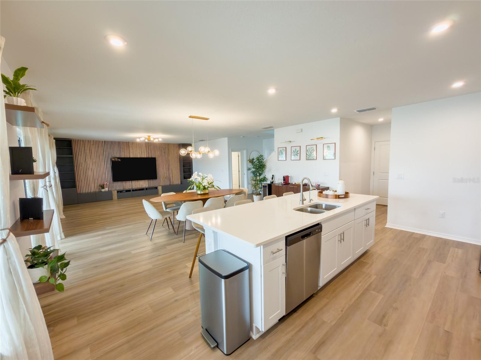 Image 18 of 75 For 374 Pine Tree Bridge Trail