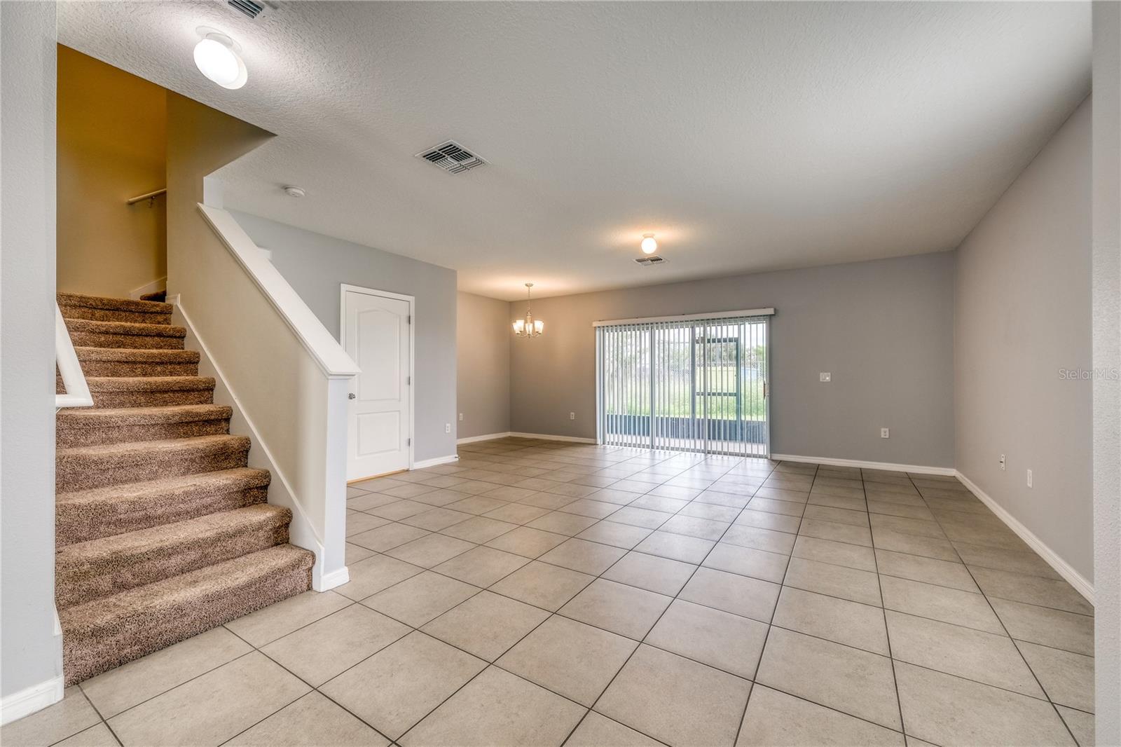 Image 12 of 34 For 276 Arbor Lakes Drive