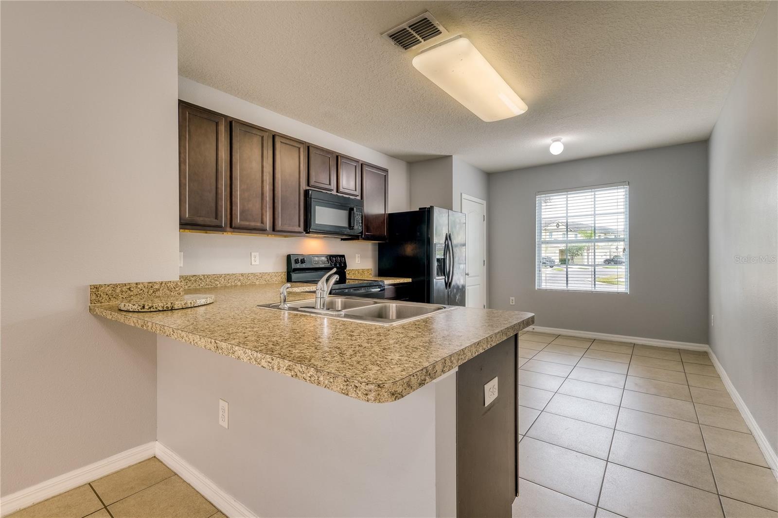 Image 13 of 34 For 276 Arbor Lakes Drive