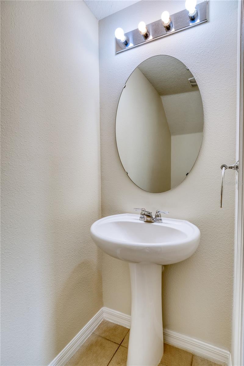 Image 17 of 34 For 276 Arbor Lakes Drive