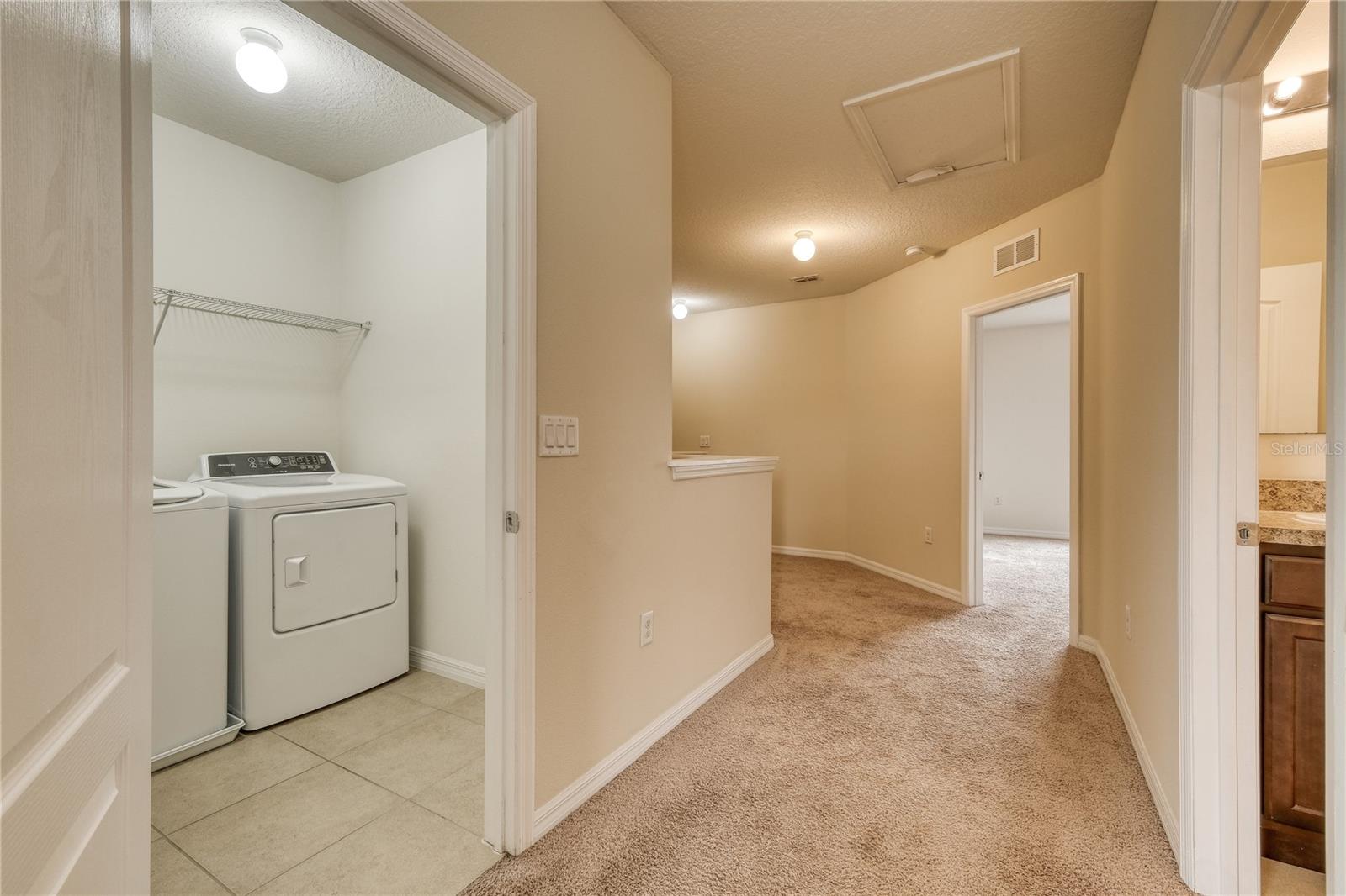 Image 18 of 34 For 276 Arbor Lakes Drive