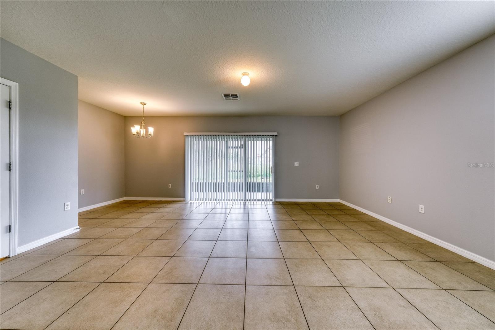 Image 8 of 34 For 276 Arbor Lakes Drive