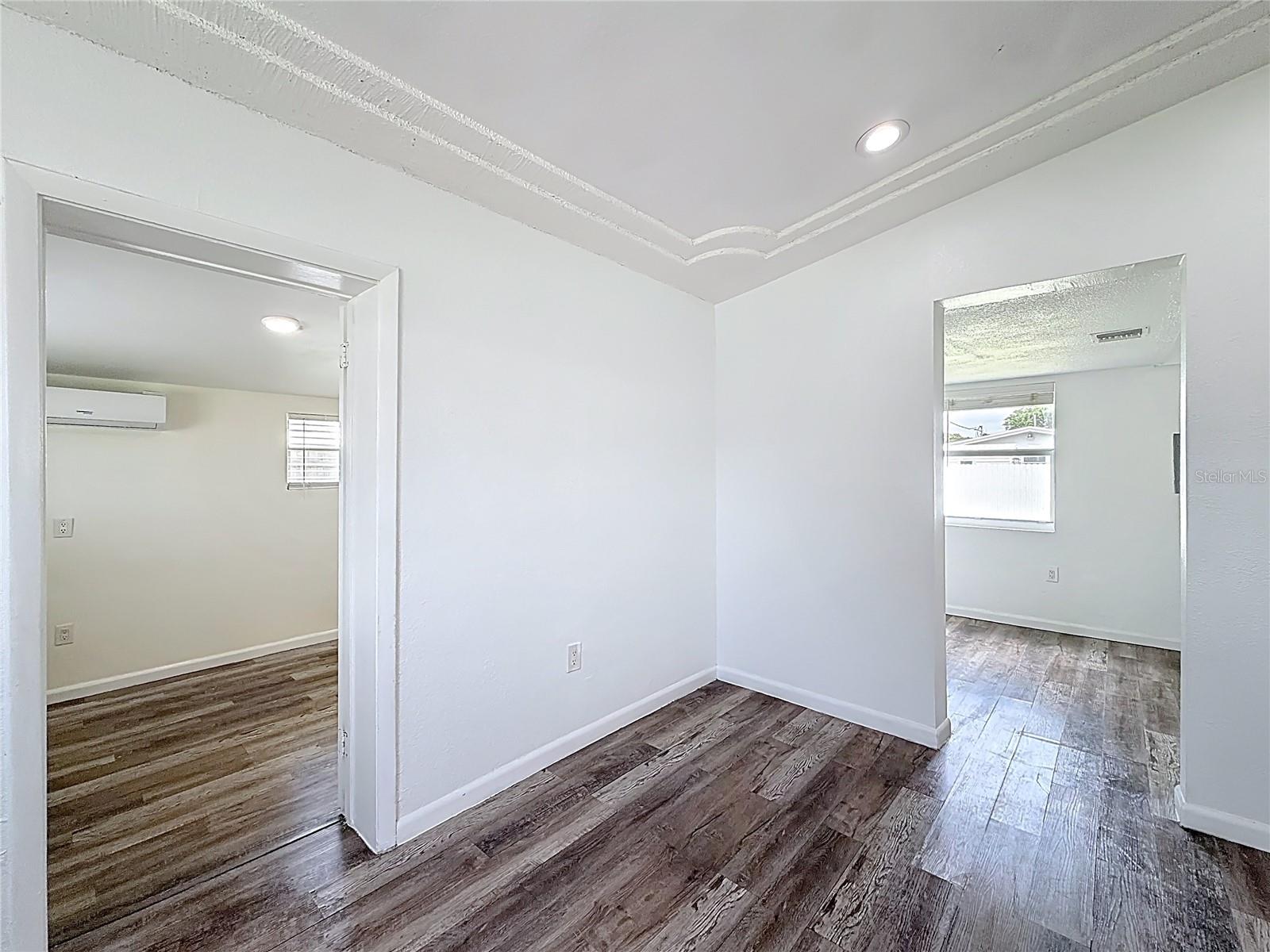 Image 18 of 40 For 4157 Winchester Lane