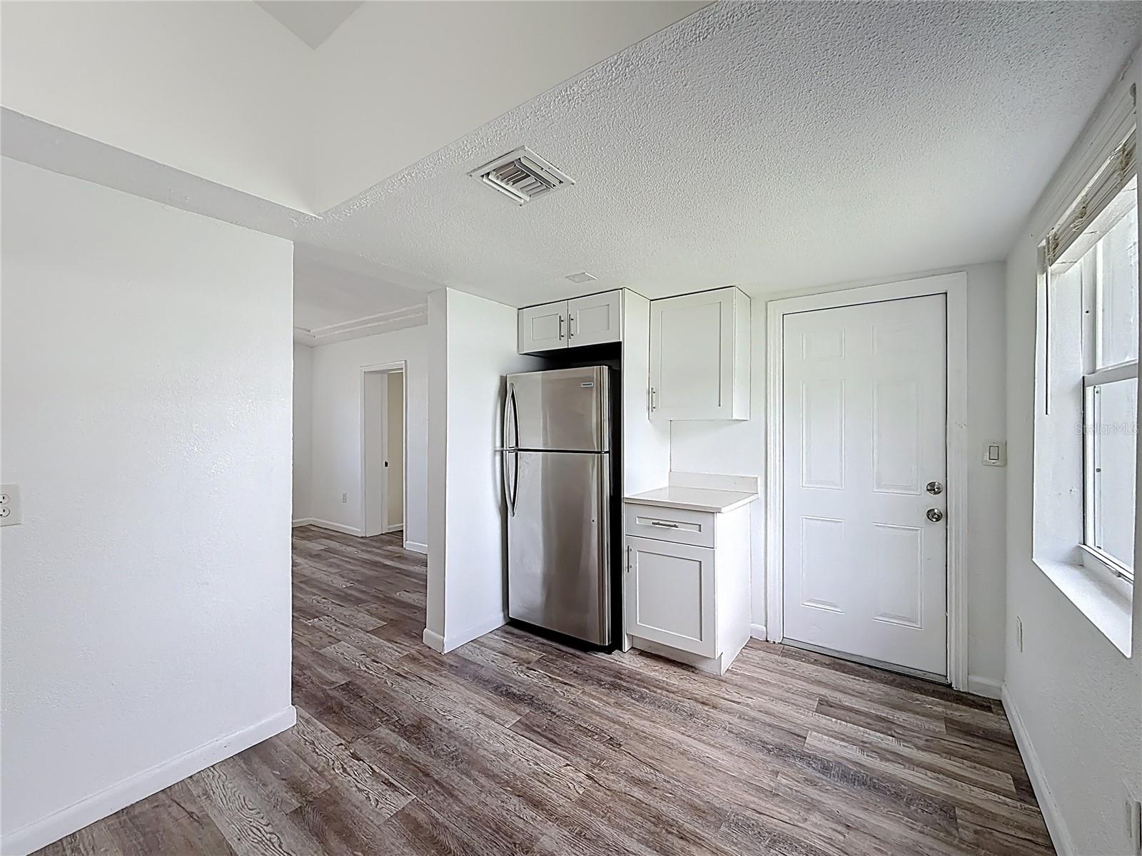 Image 21 of 40 For 4157 Winchester Lane