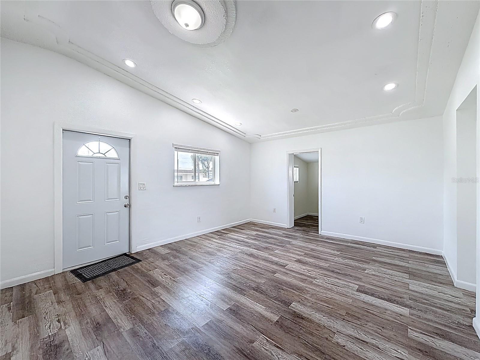 Image 28 of 40 For 4157 Winchester Lane