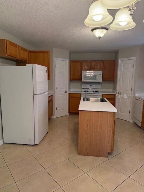 Image 7 of 26 For 744 Paris Drive