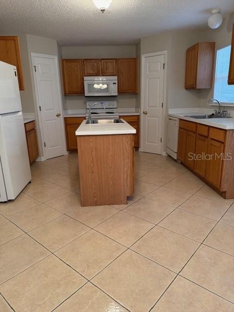 Image 8 of 26 For 744 Paris Drive