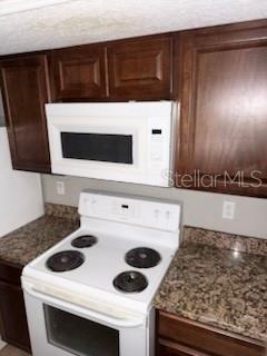 Image 5 of 14 For 900 Lake Destiny Road B