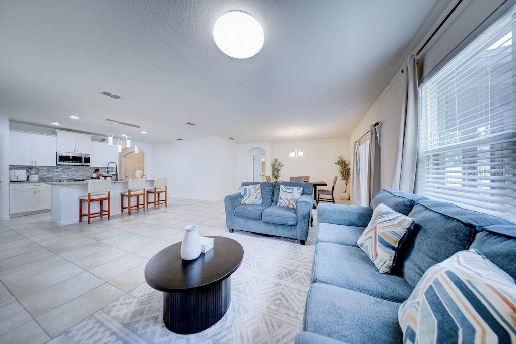 Image 10 of 30 For 6151 Northwest Regent Street