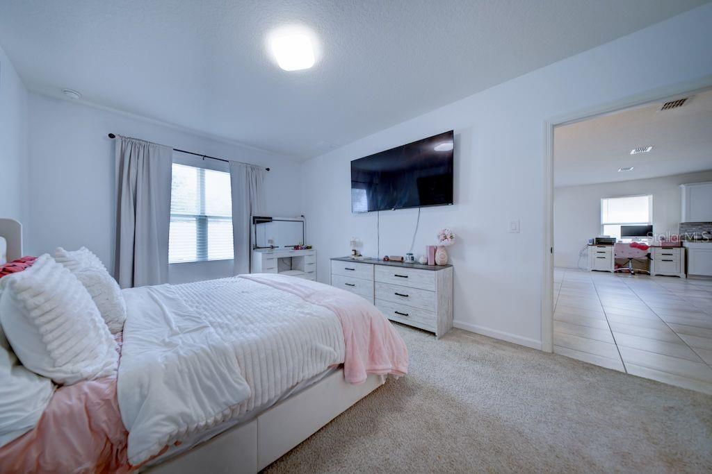 Image 18 of 30 For 6151 Northwest Regent Street