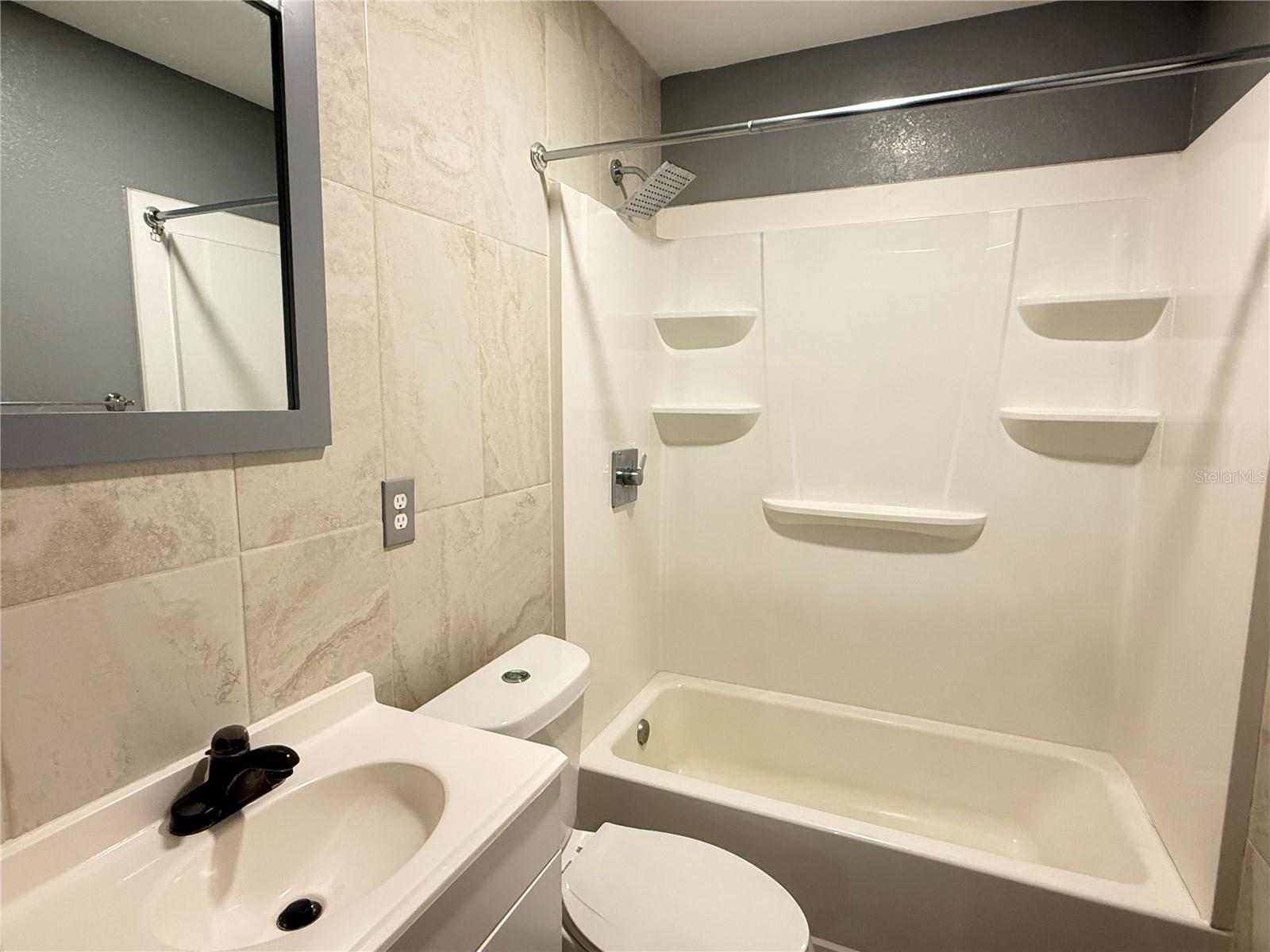 Image 7 of 15 For 644 Indiana Street