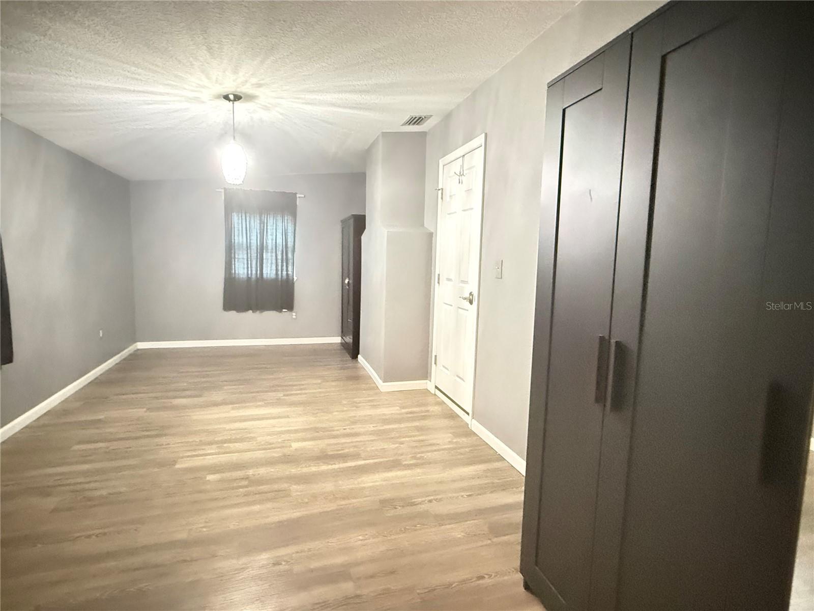 Image 8 of 15 For 644 Indiana Street