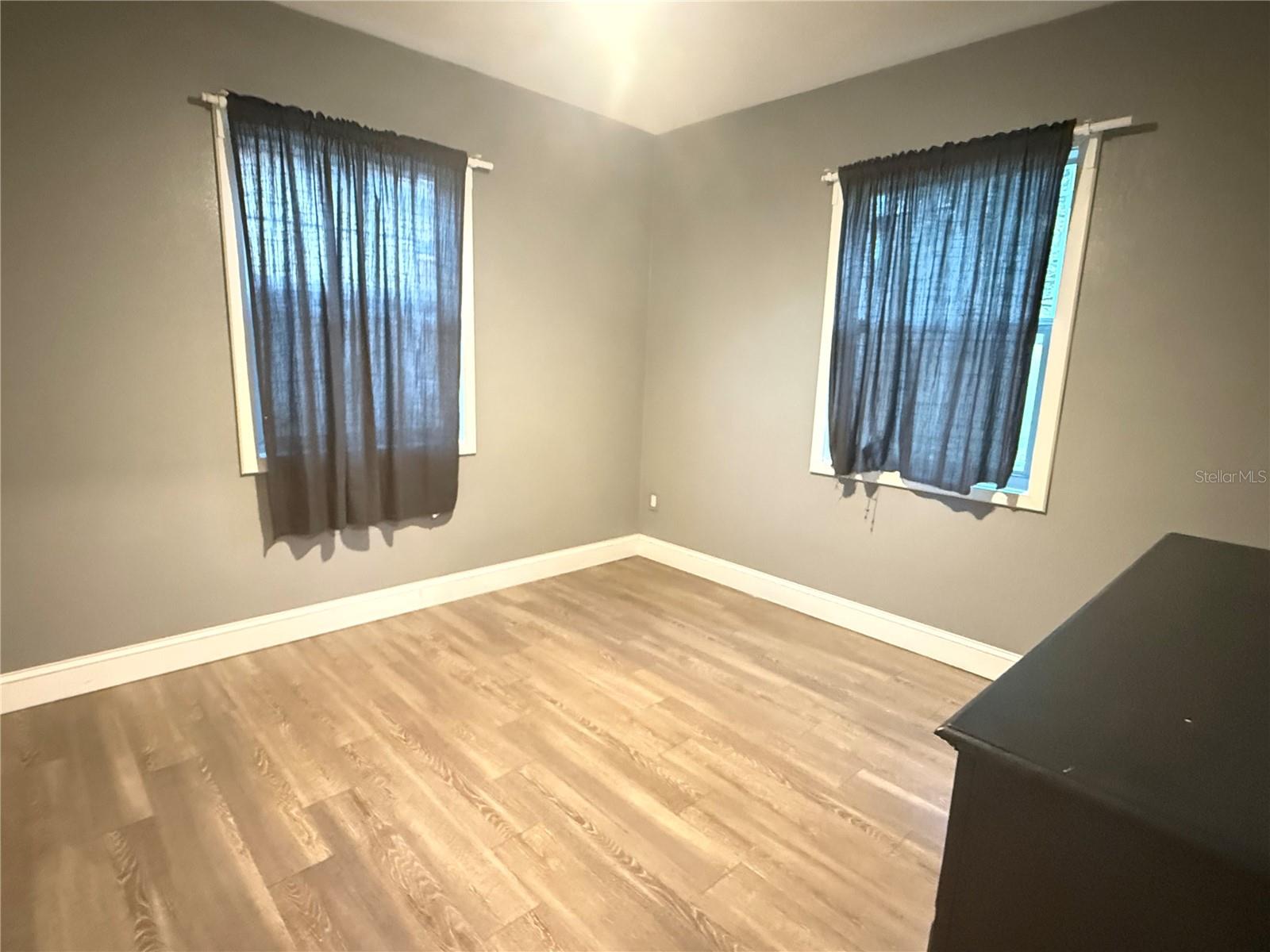 Image 9 of 15 For 644 Indiana Street