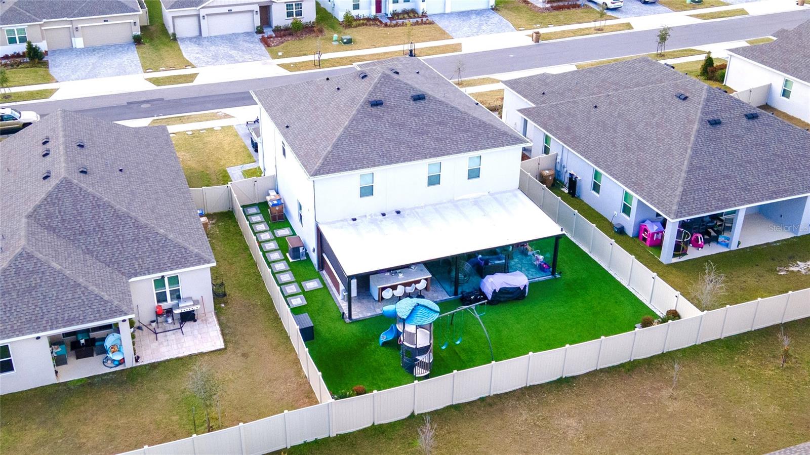 Image 50 of 57 For 2043 Rainier Drive