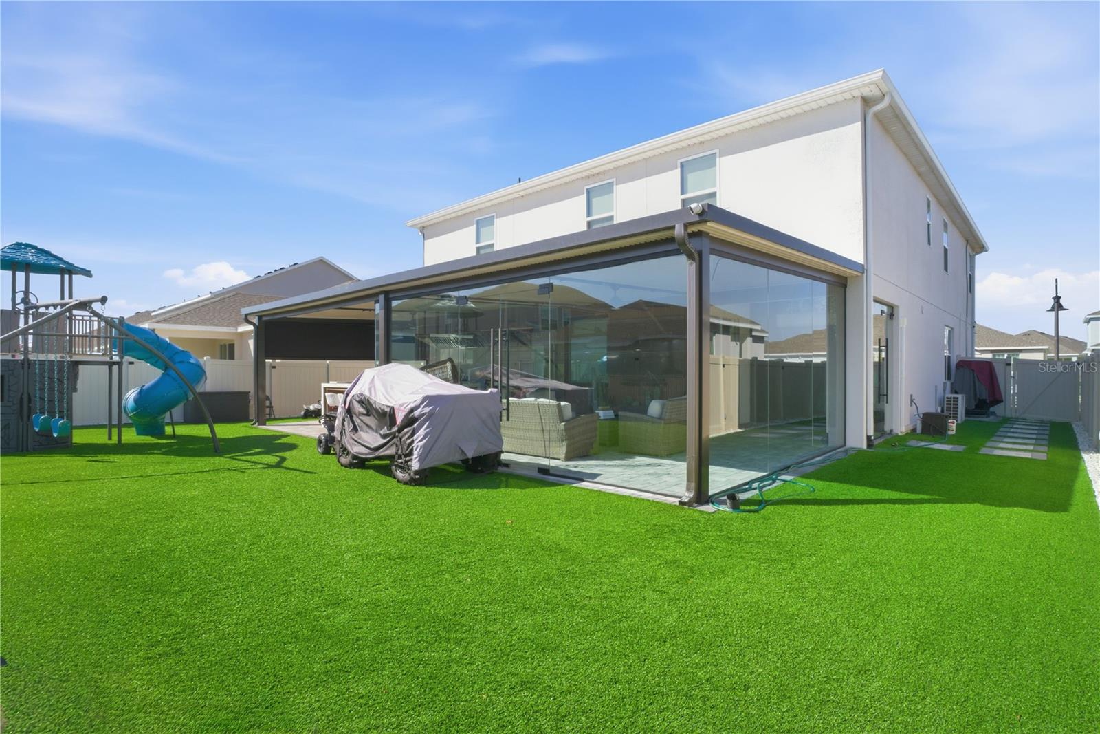 Image 52 of 57 For 2043 Rainier Drive